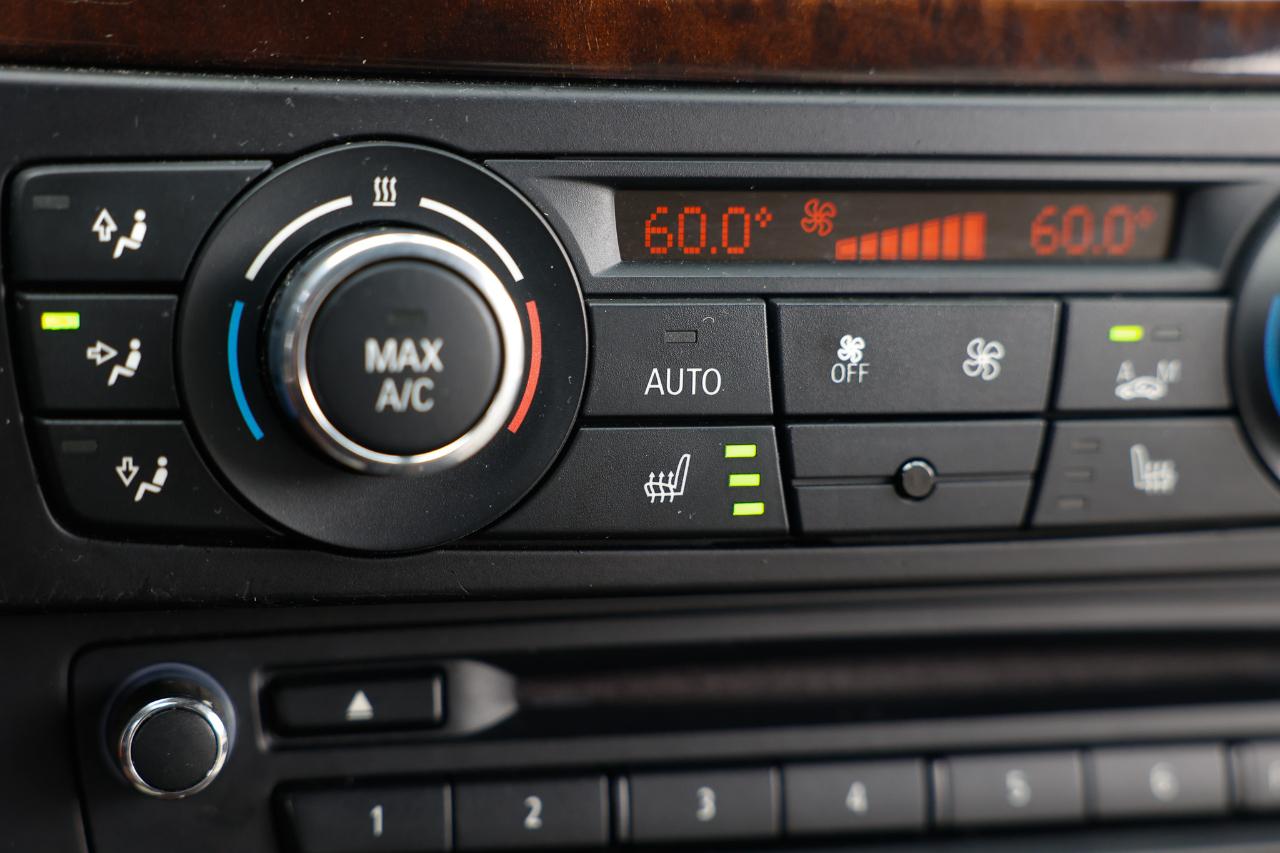 BMW 328i photo 32