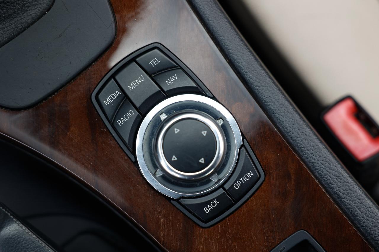 BMW 328i photo 40