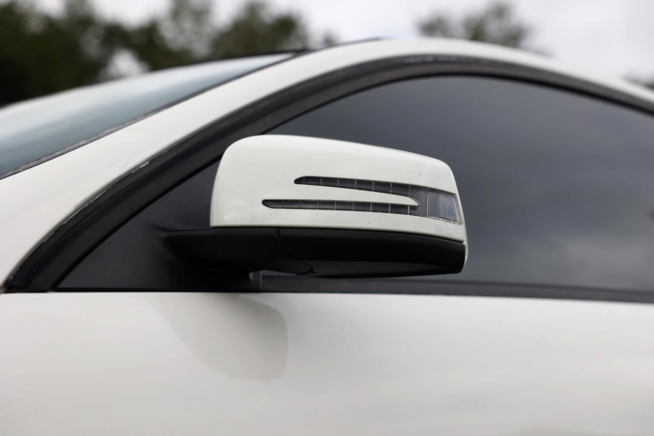 Mercedes-Benz C-Class  2012