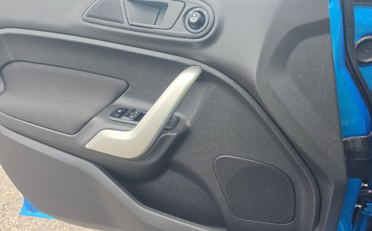 Ford Fiesta  2012