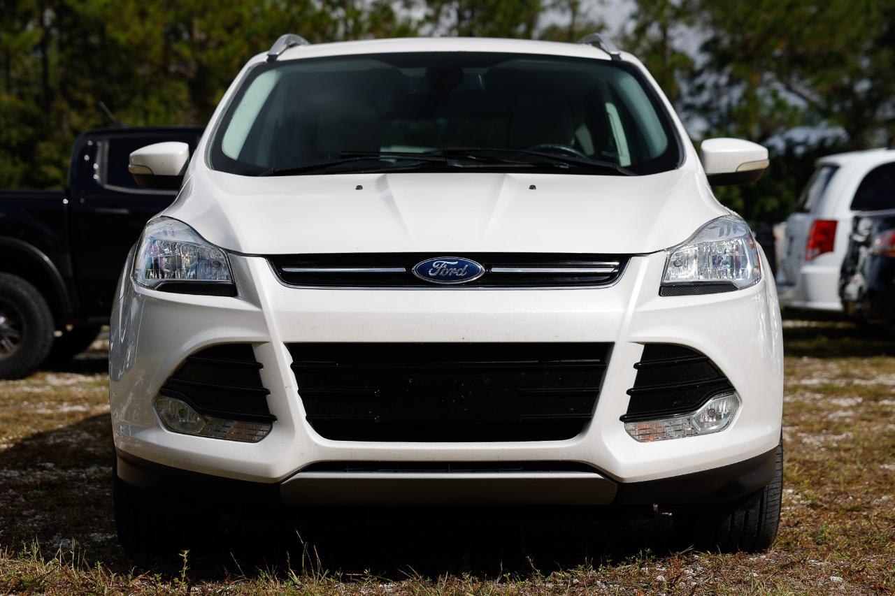 Ford Escape  2014
