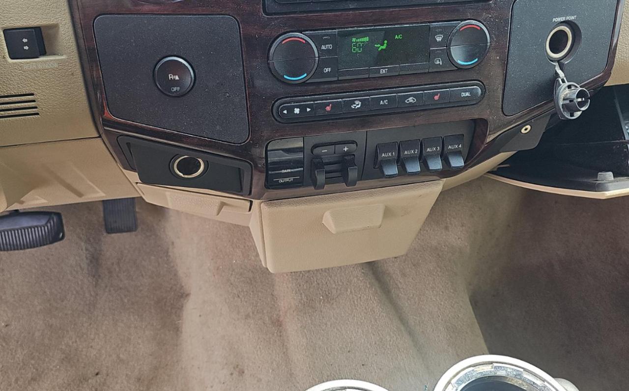 Ford Super Duty F-350 DRW  2008