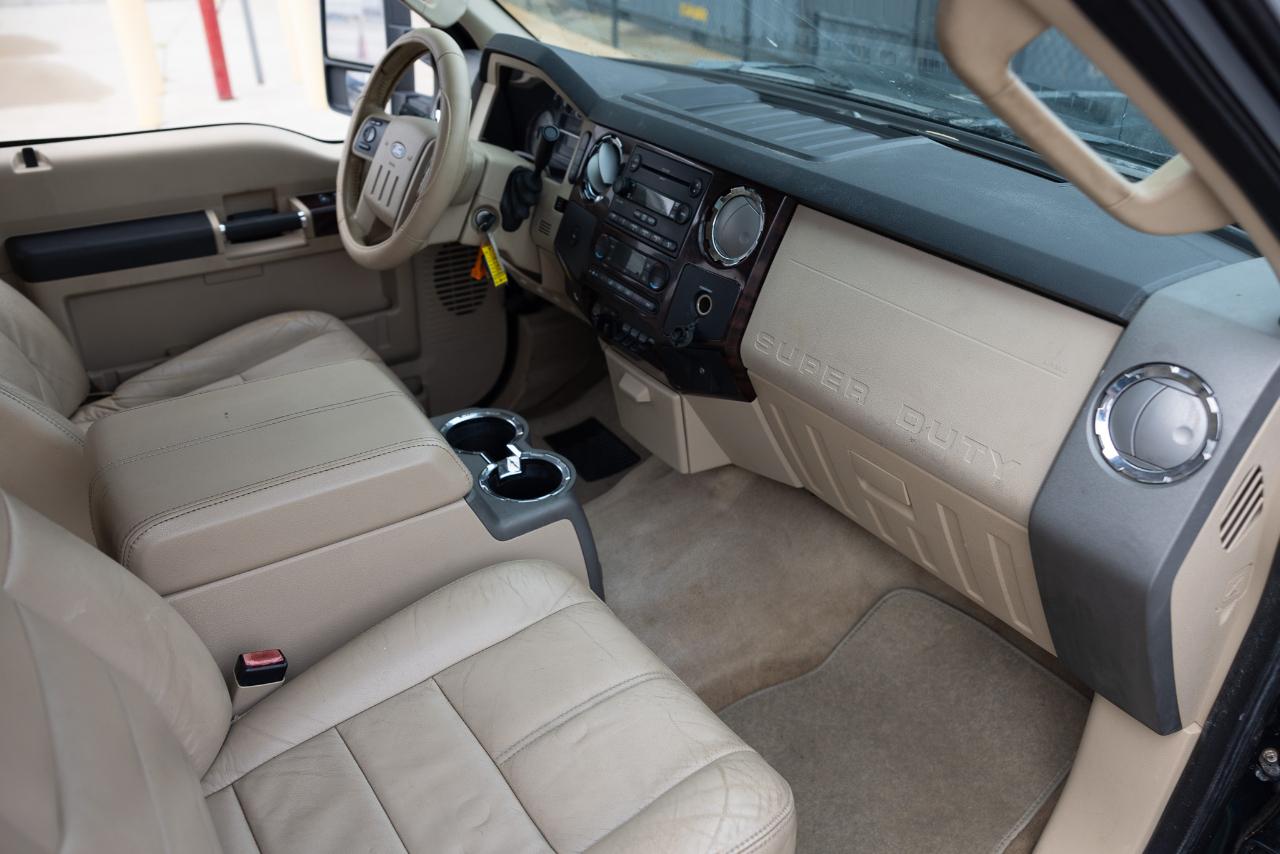 Ford Super Duty F-350 DRW  2008