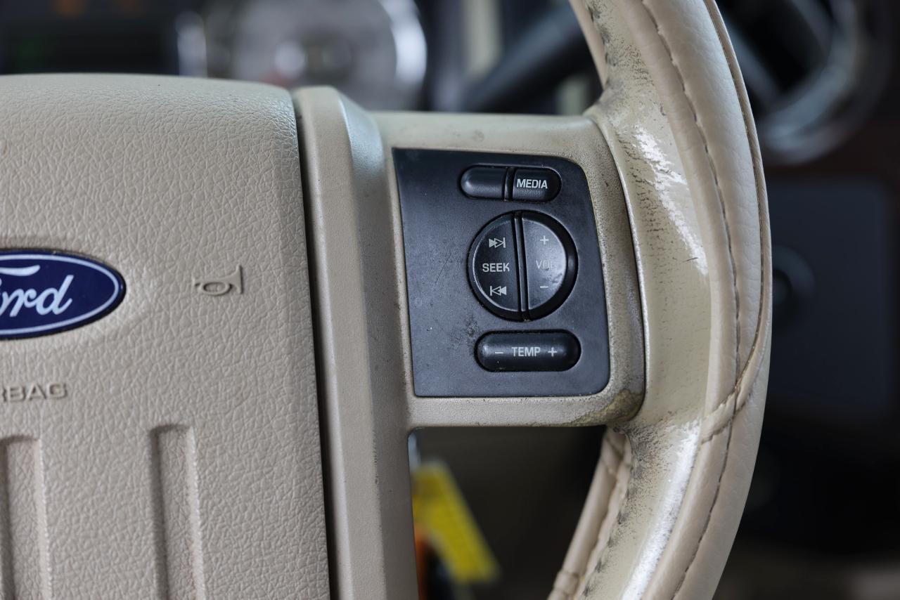 Ford Super Duty F-350 DRW  2008