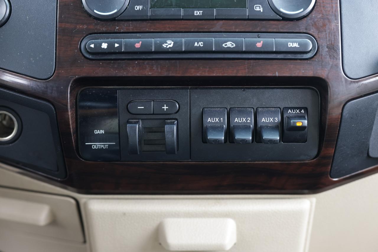 Ford Super Duty F-350 DRW  2008