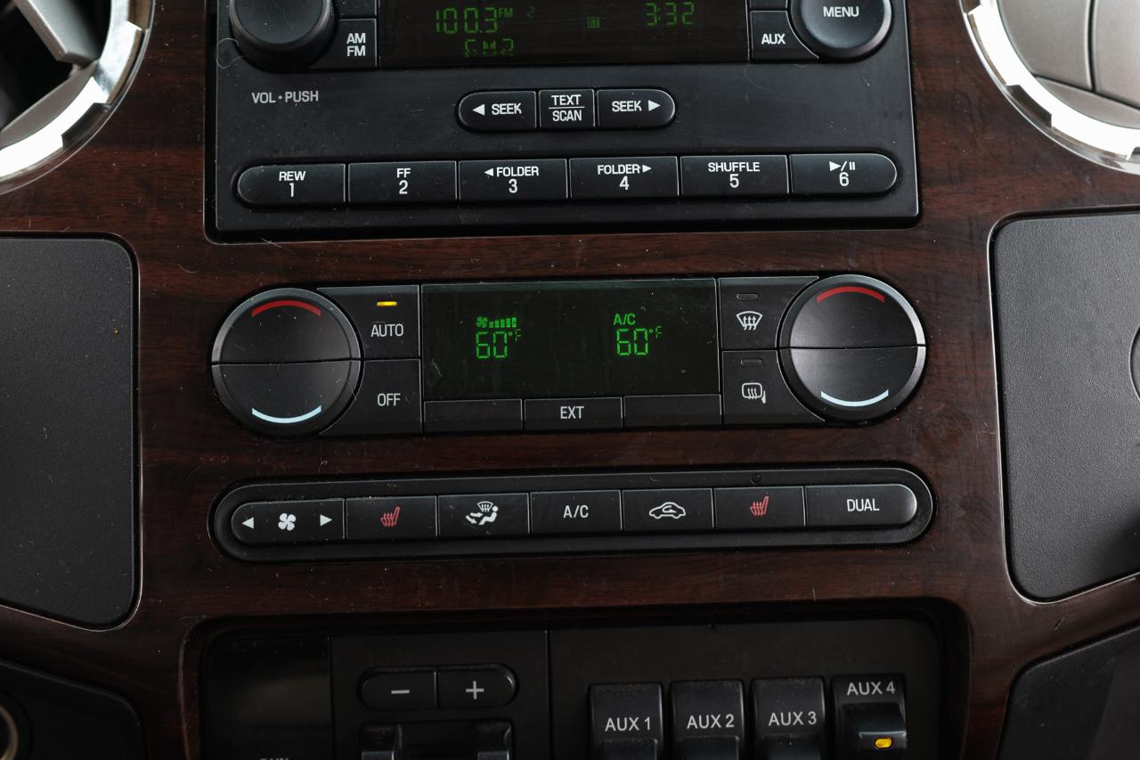 Ford Super Duty F-350 DRW  2008
