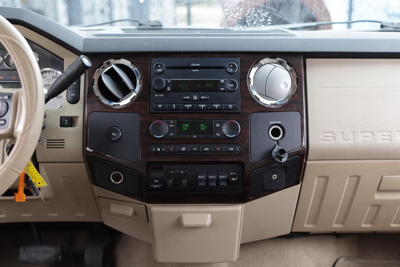 Ford Super Duty F-350 DRW  2008