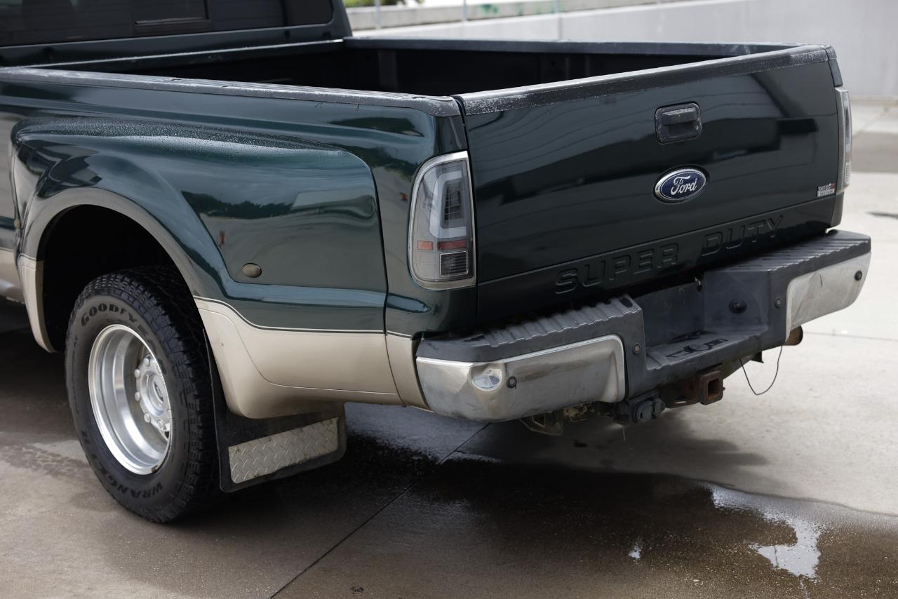 Ford Super Duty F-350 DRW  2008