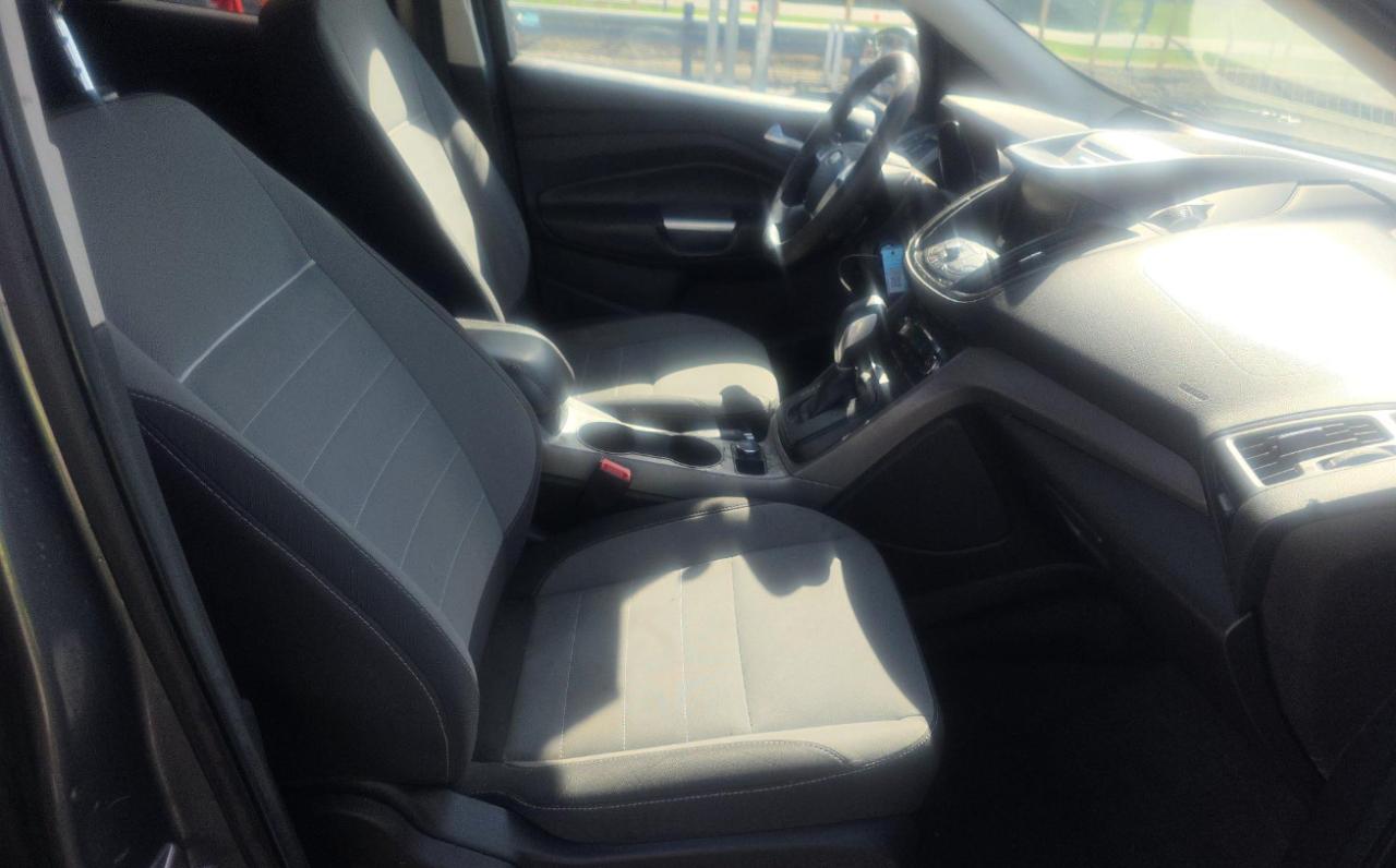 Ford Escape  2014