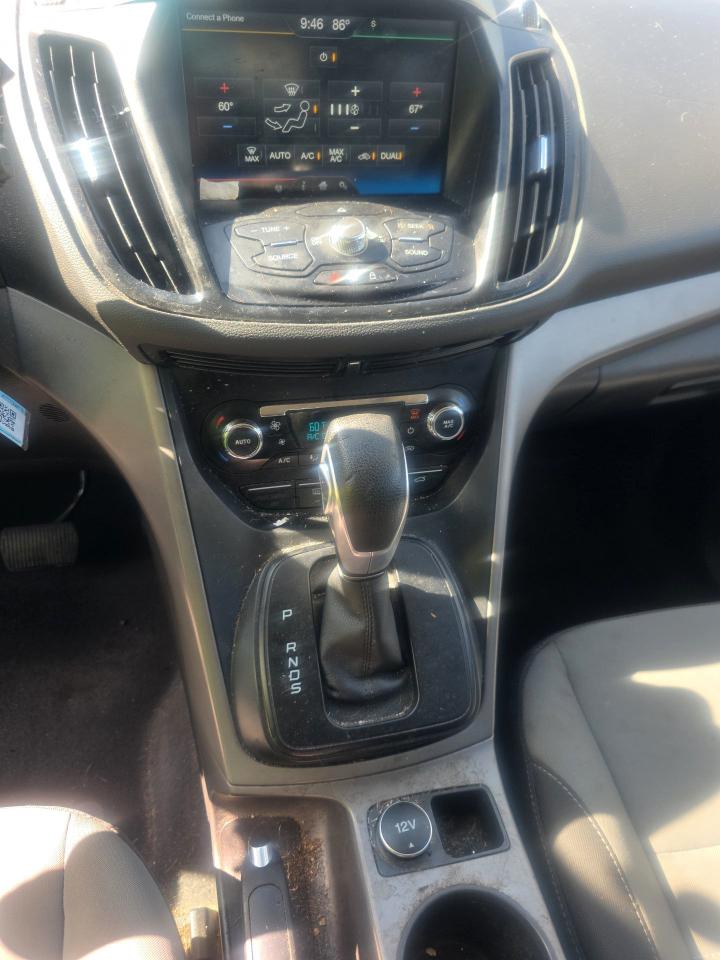 Ford Escape  2014