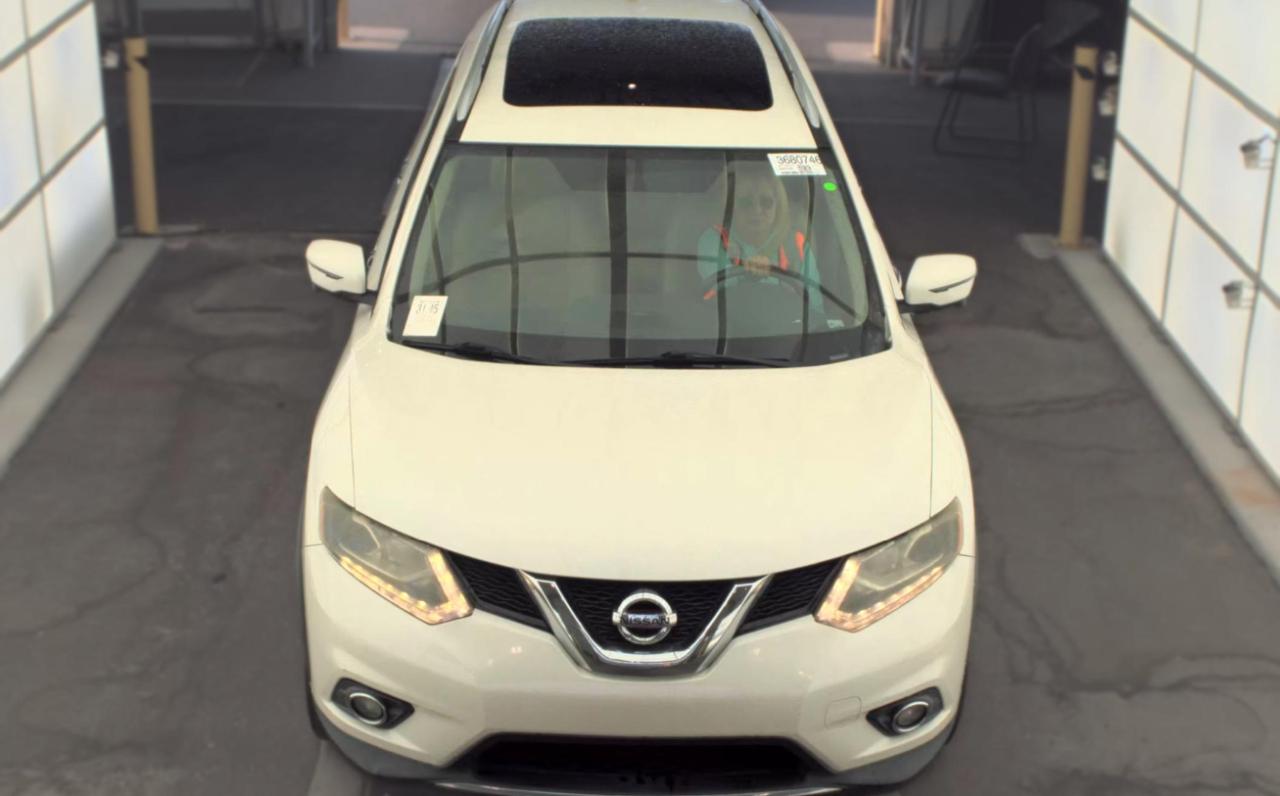 Nissan Rogue  2016