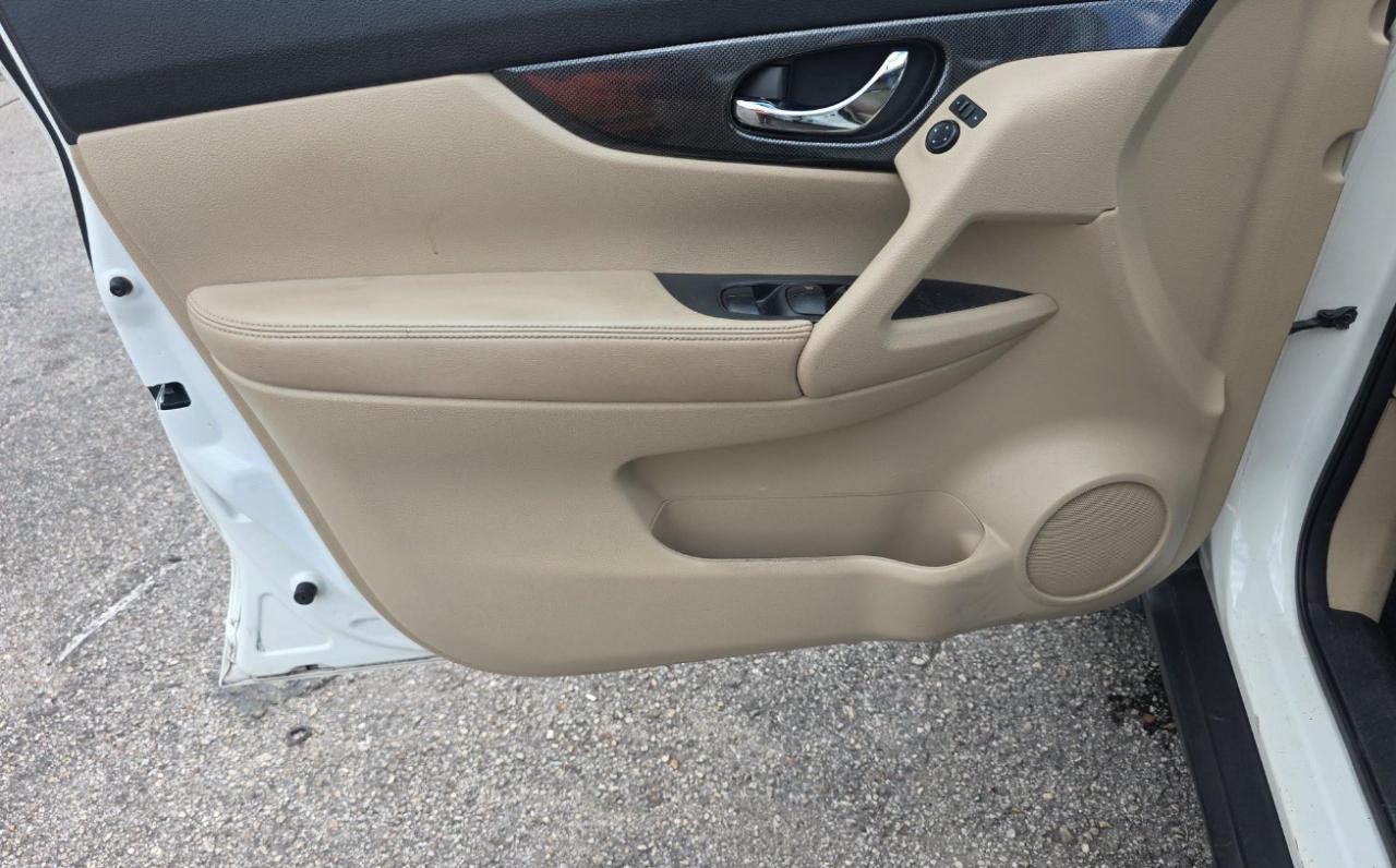 Nissan Rogue  2016