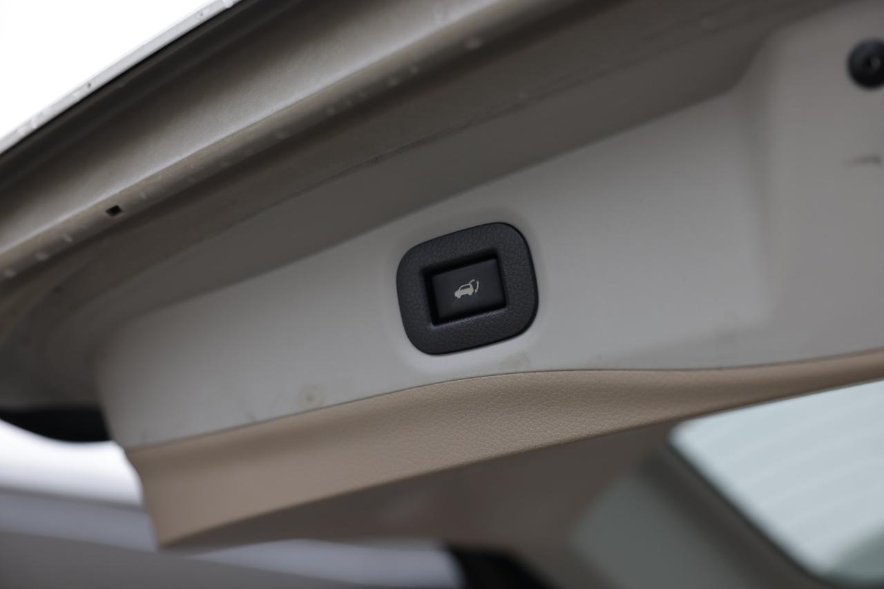 Nissan Rogue  2016
