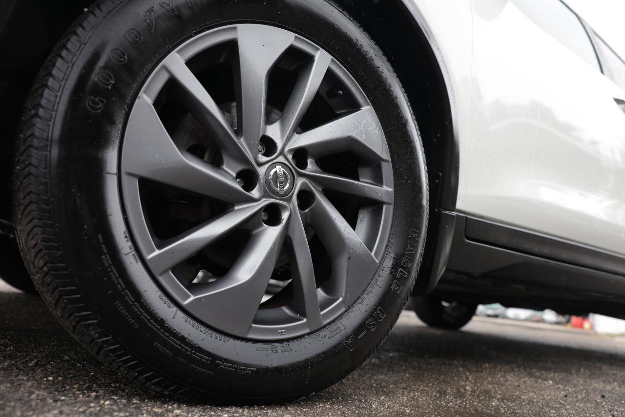 Nissan Rogue  2016