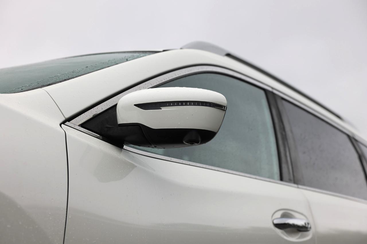 Nissan Rogue  2016