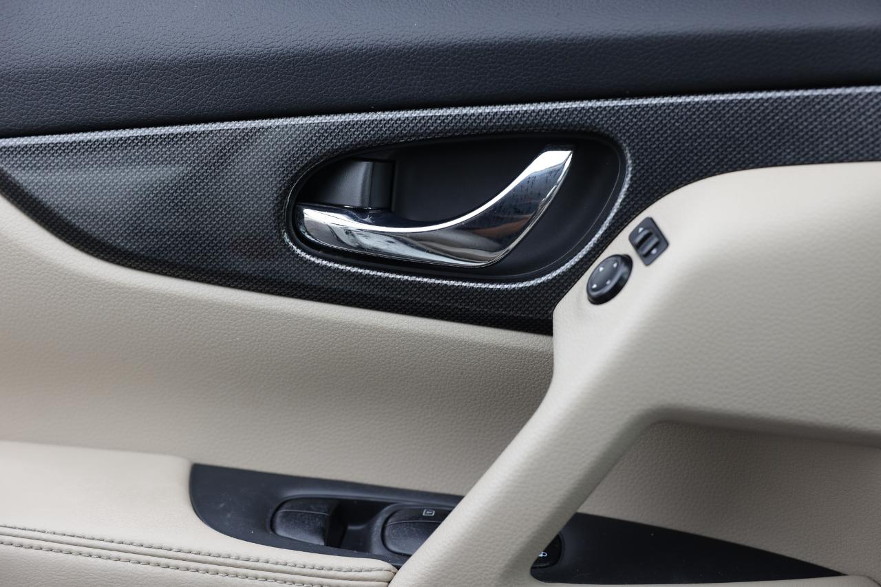 Nissan Rogue  2016