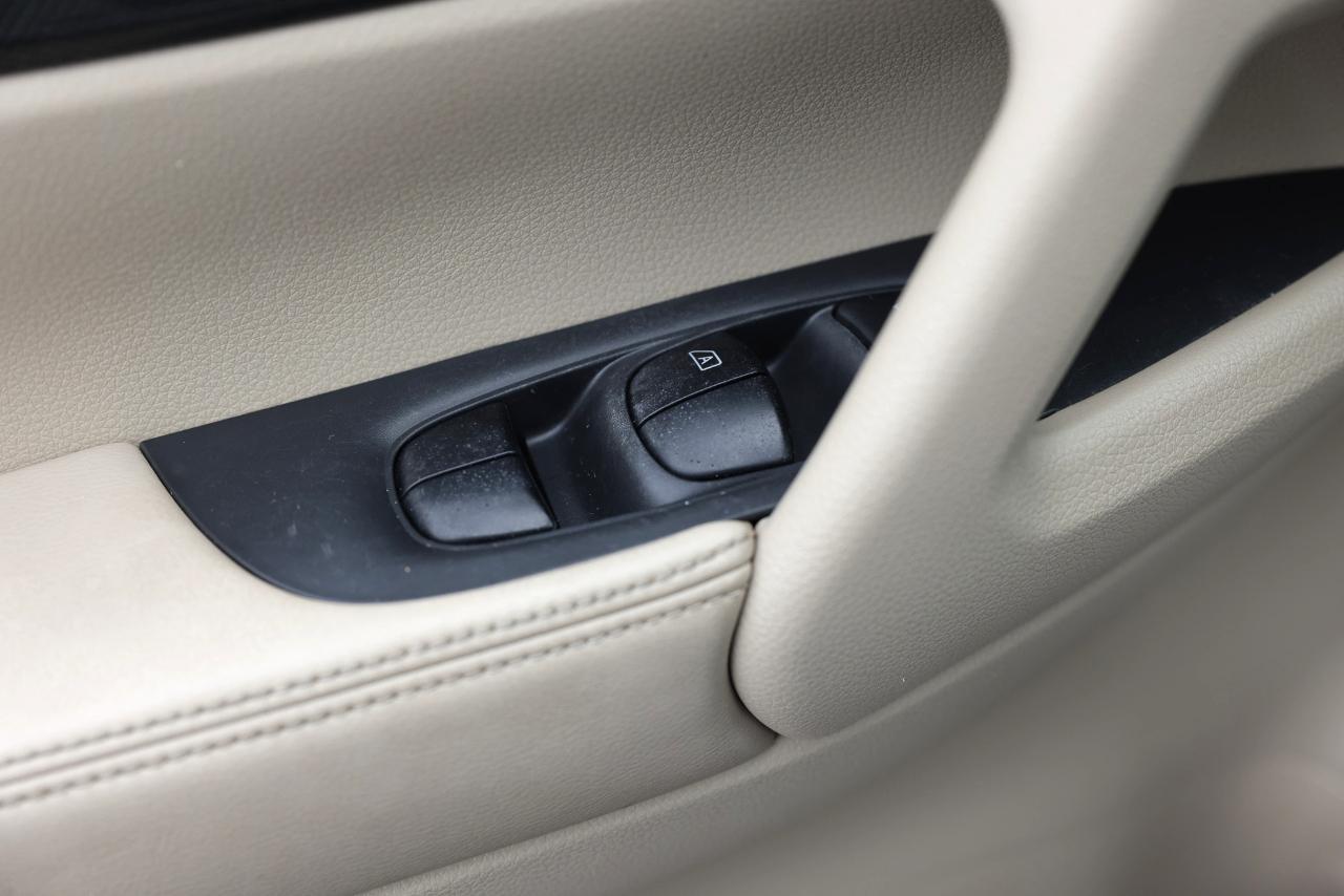 Nissan Rogue  2016