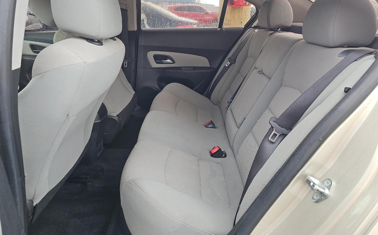 Chevrolet Cruze  2015