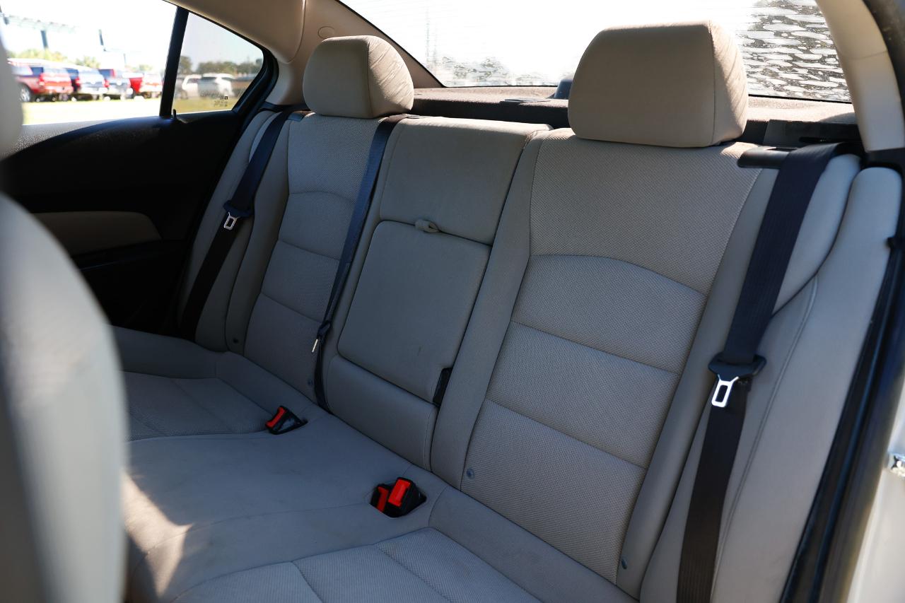 Chevrolet Cruze  2015