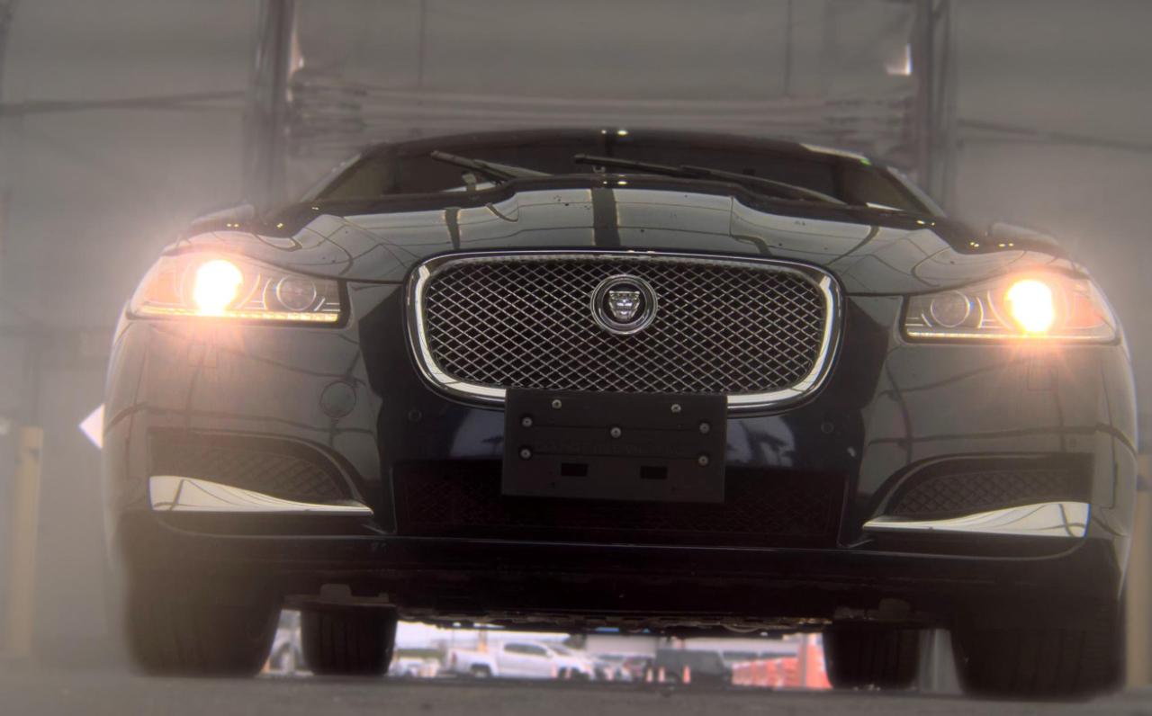Jaguar XF  2012