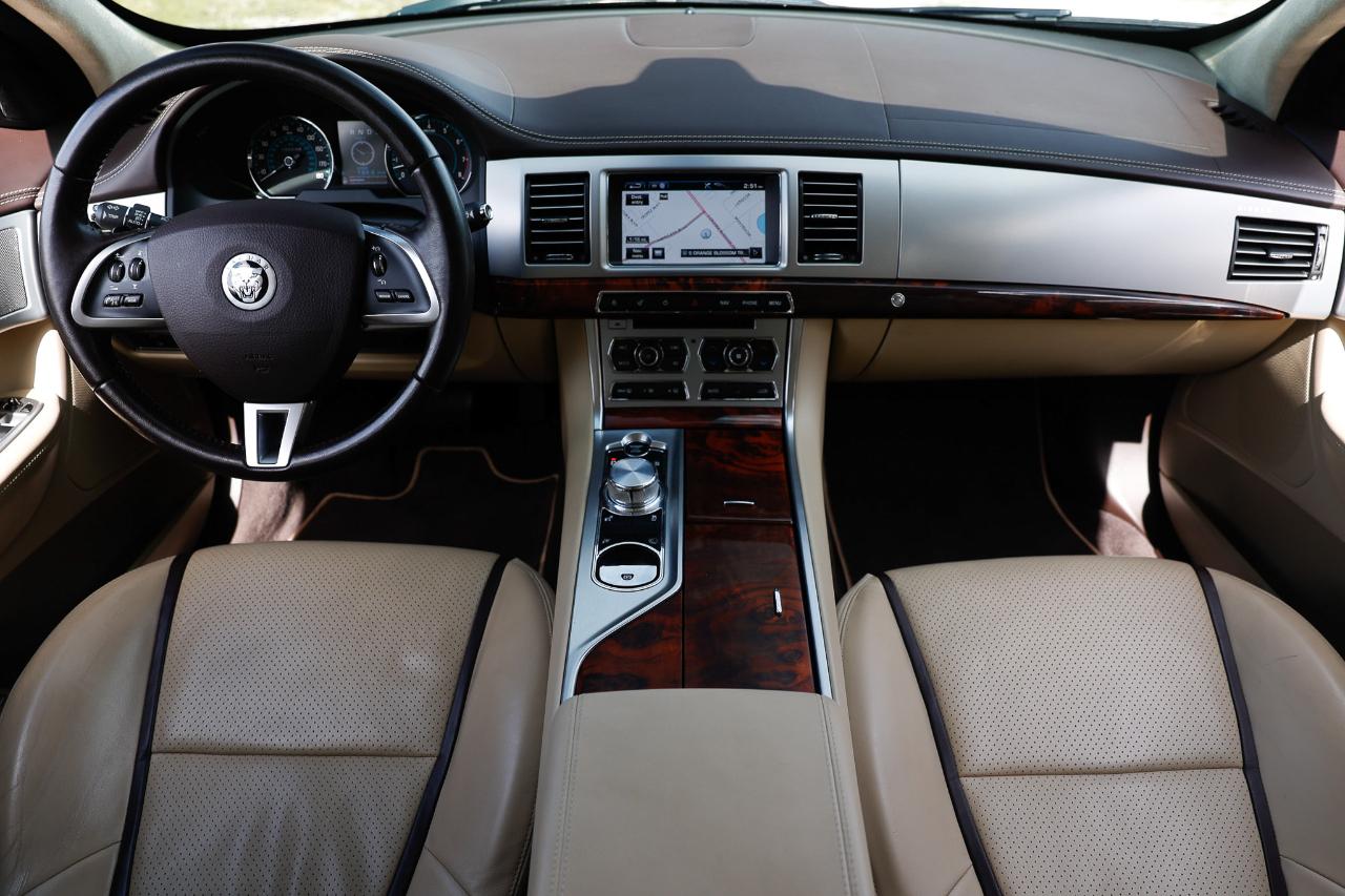 2012 Jaguar XF