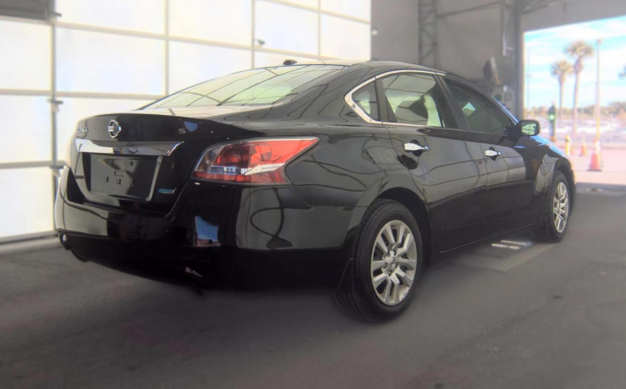 Nissan Altima  2014