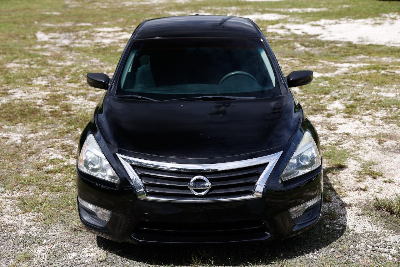 Nissan Altima  2014