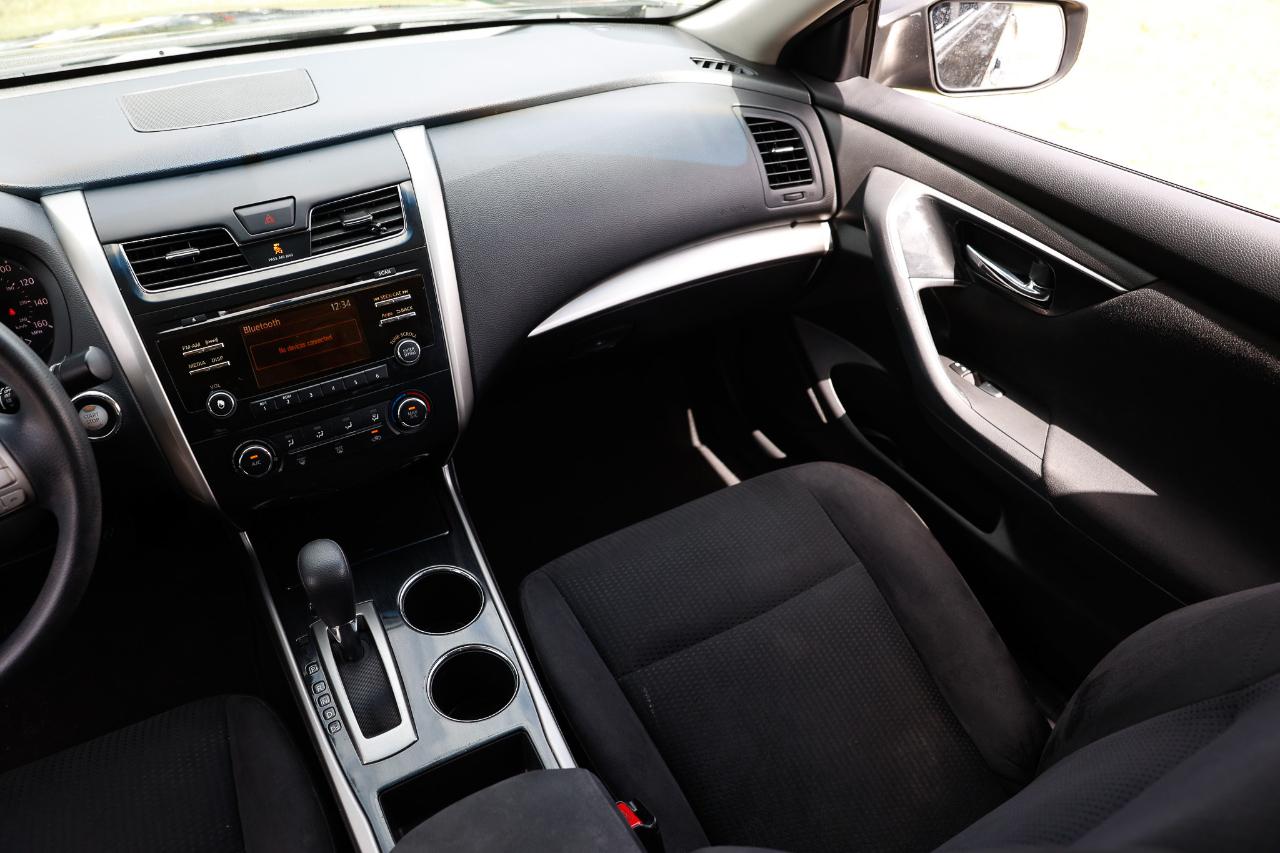 Nissan Altima  2014