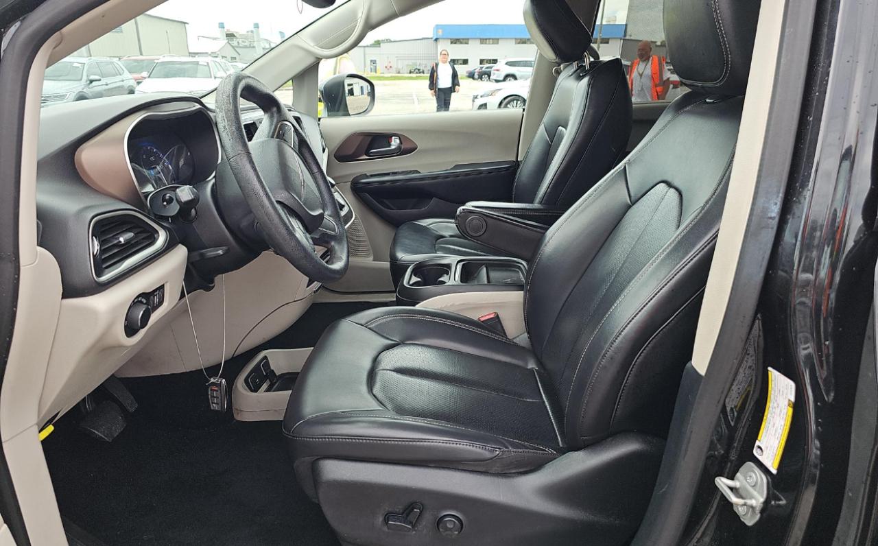 Chrysler Voyager  2020