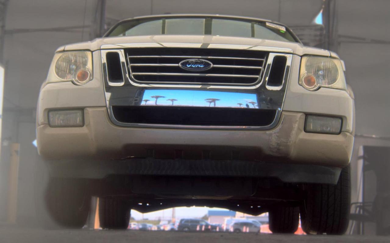 Ford Explorer  2010