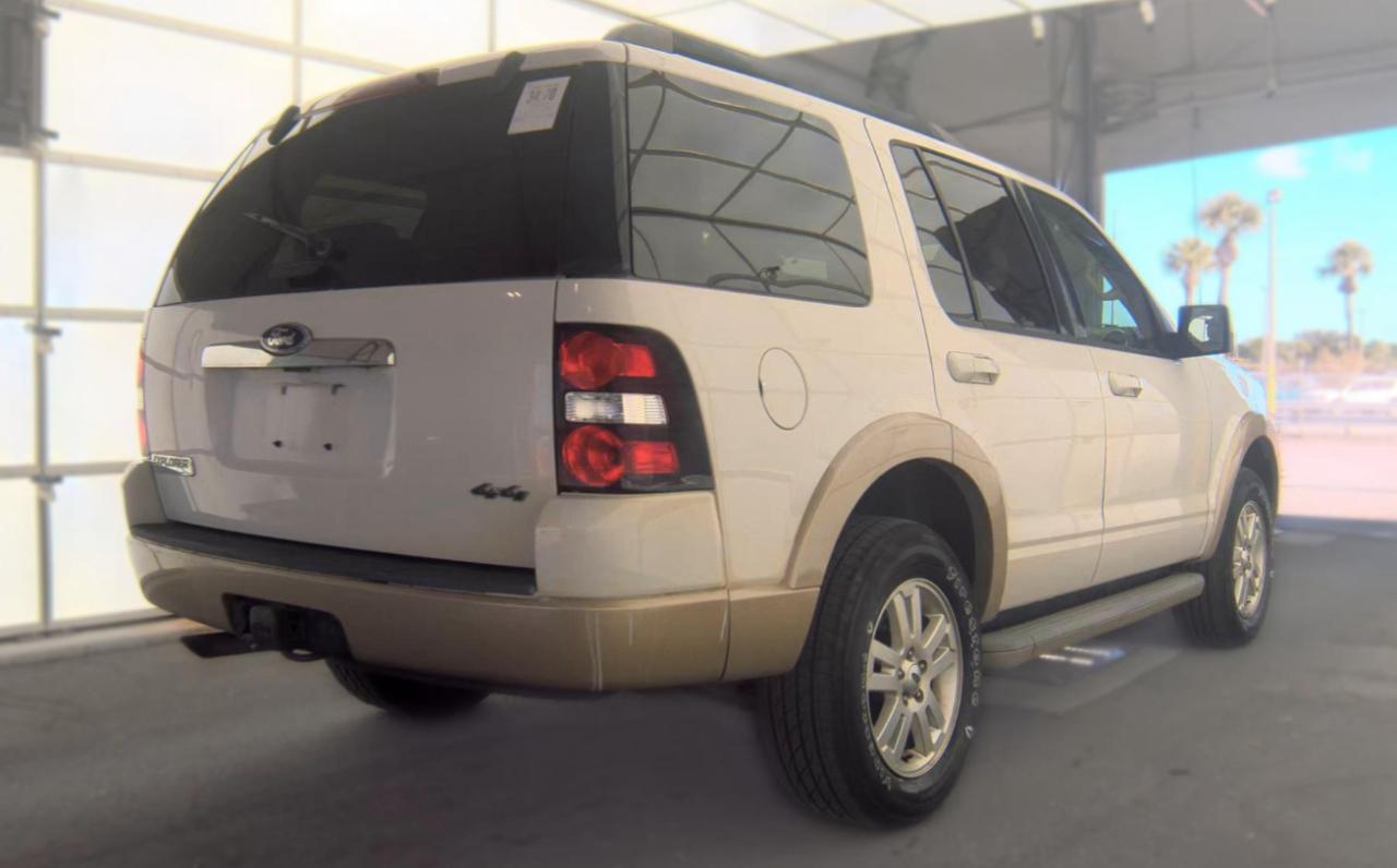 Ford Explorer  2010