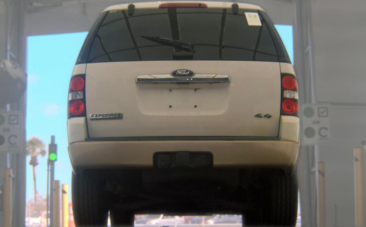 Ford Explorer  2010