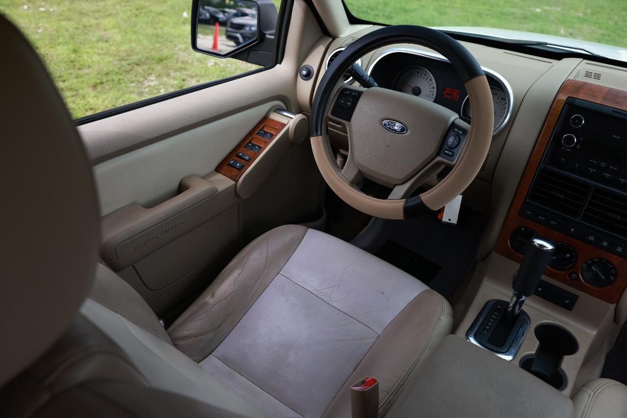 Ford Explorer  2010