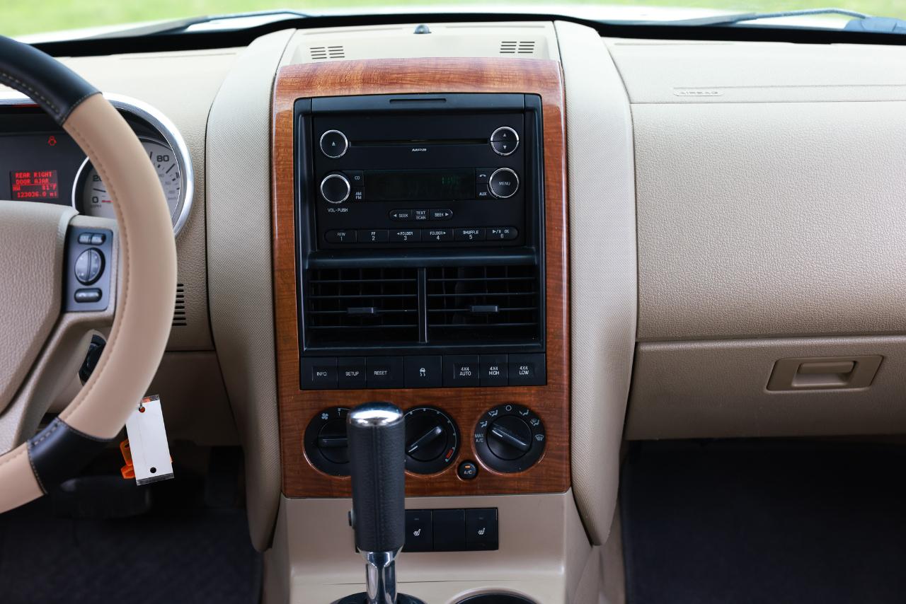 Ford Explorer  2010