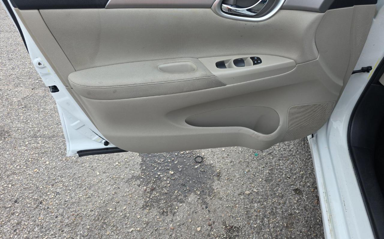 Nissan Sentra  2015
