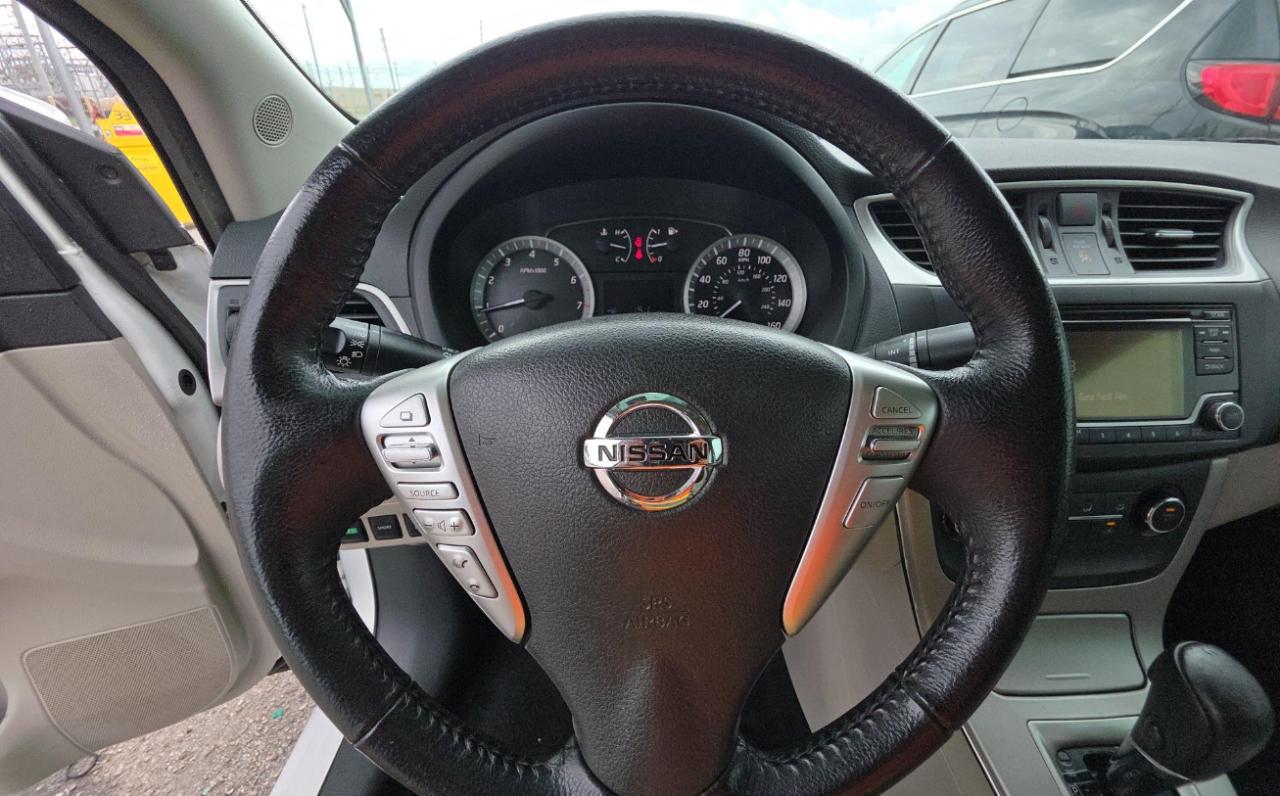 Nissan Sentra  2015