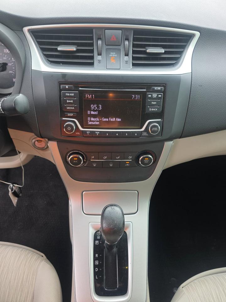 Nissan Sentra  2015