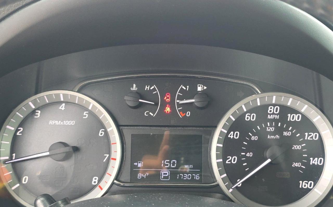 Nissan Sentra  2015