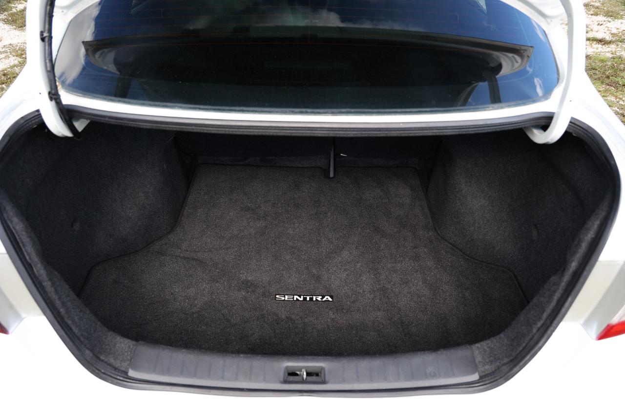 Nissan Sentra  2015