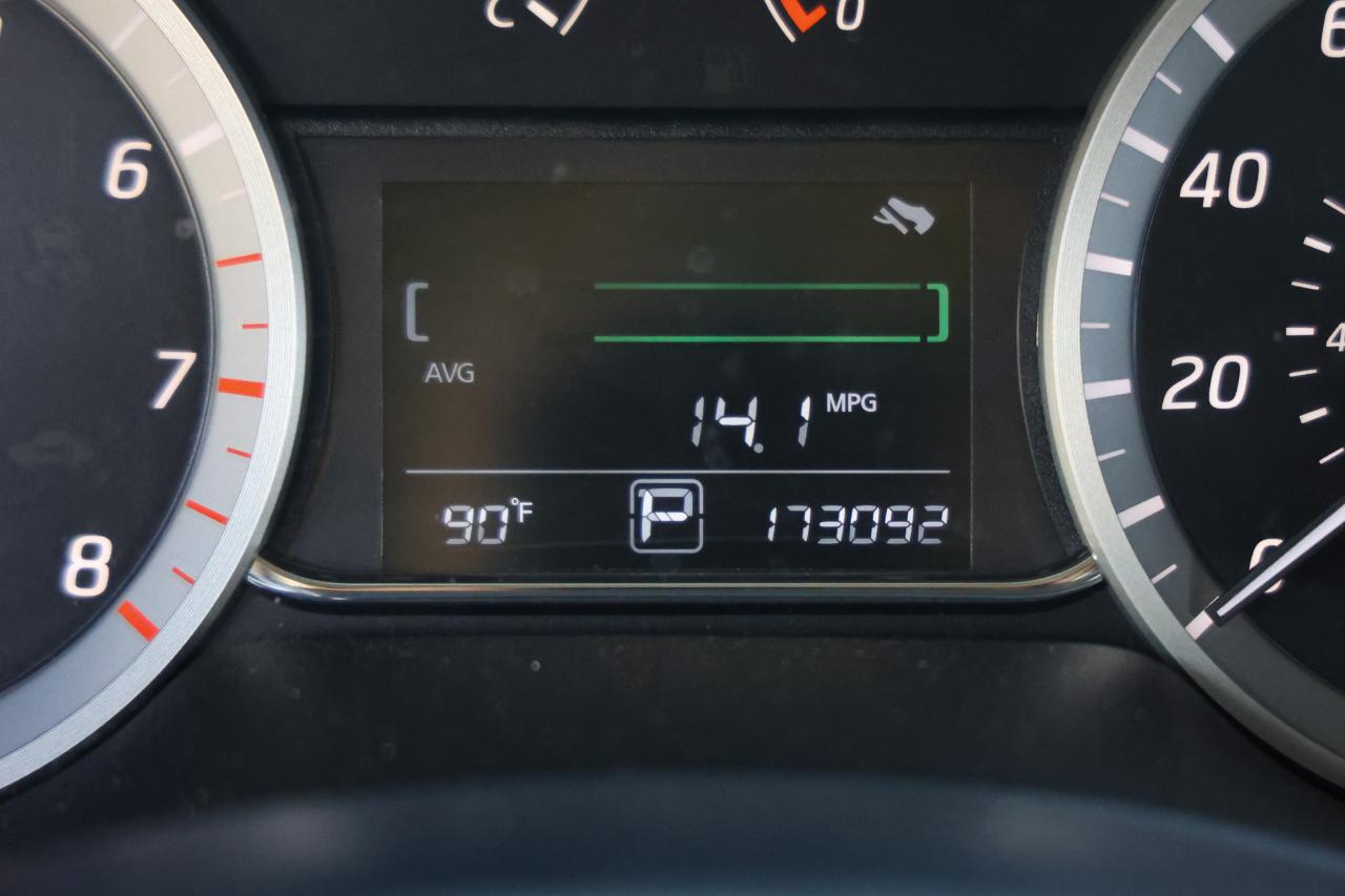 Nissan Sentra  2015