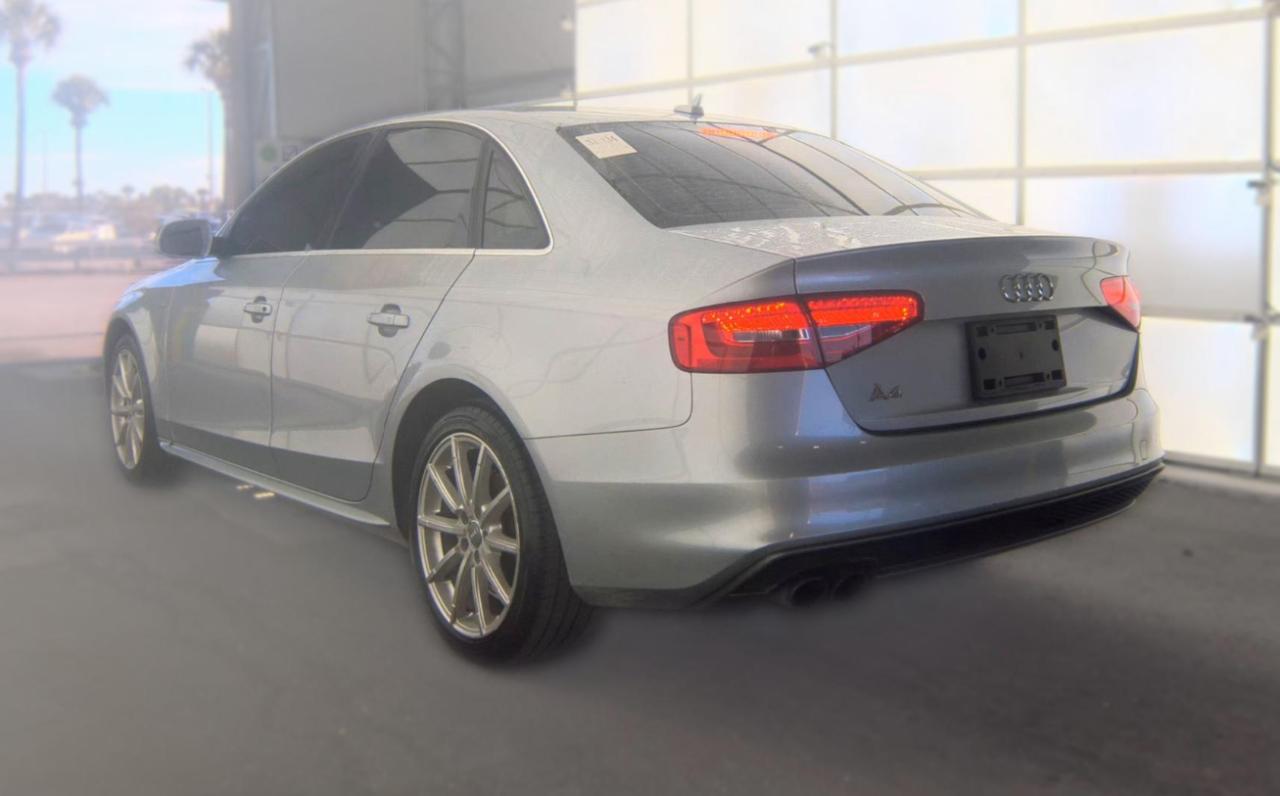 Audi A4  2016
