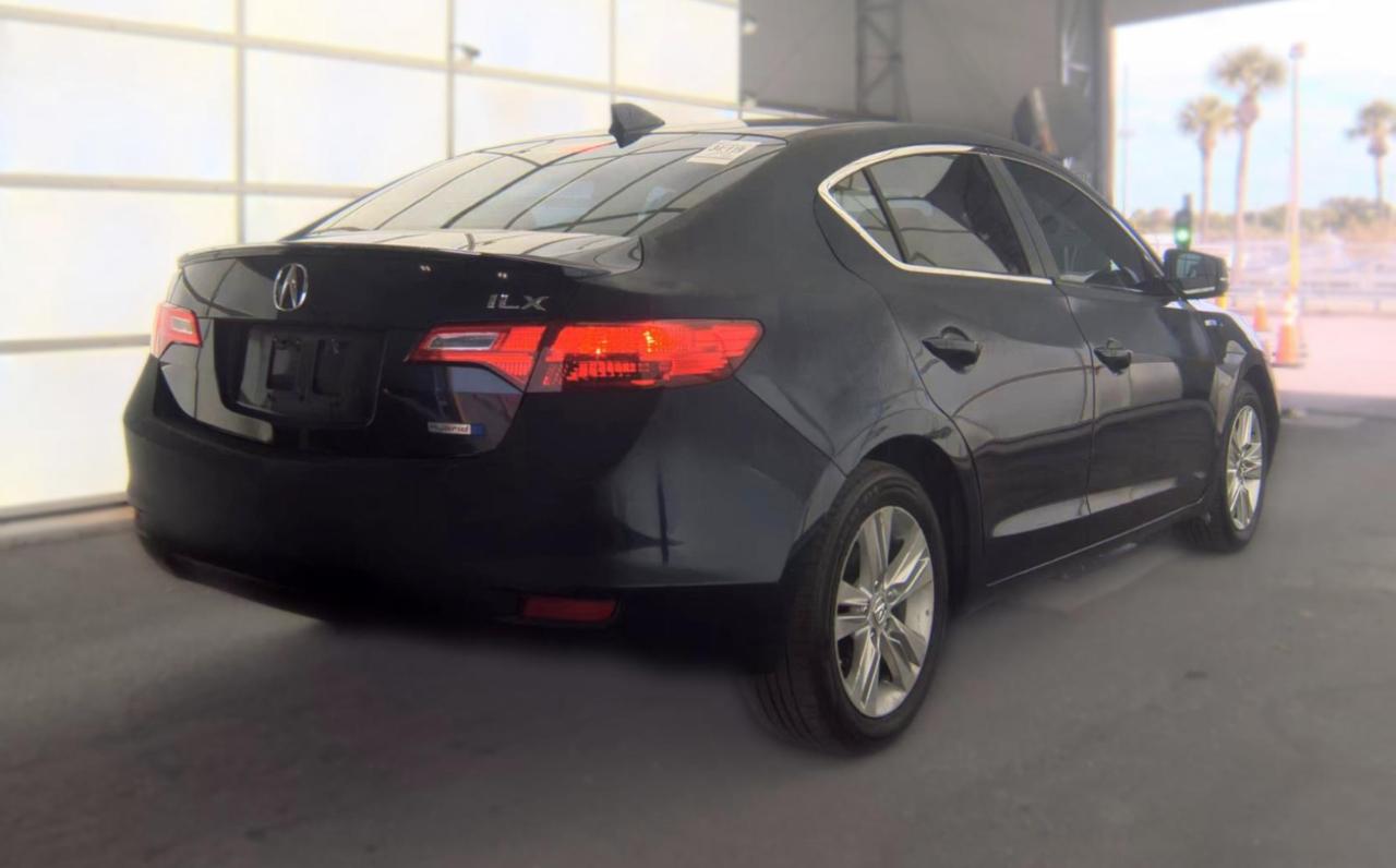 Acura ILX  2013