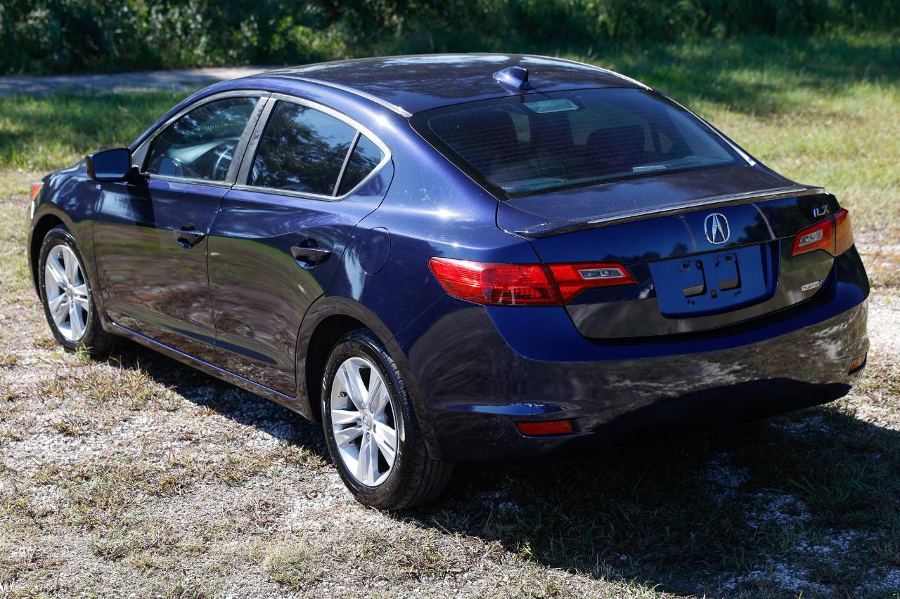 Acura ILX  2013