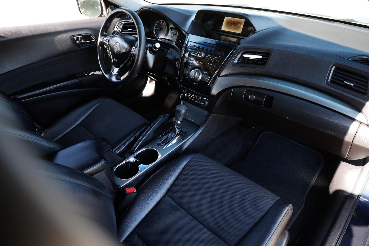Acura ILX  2013