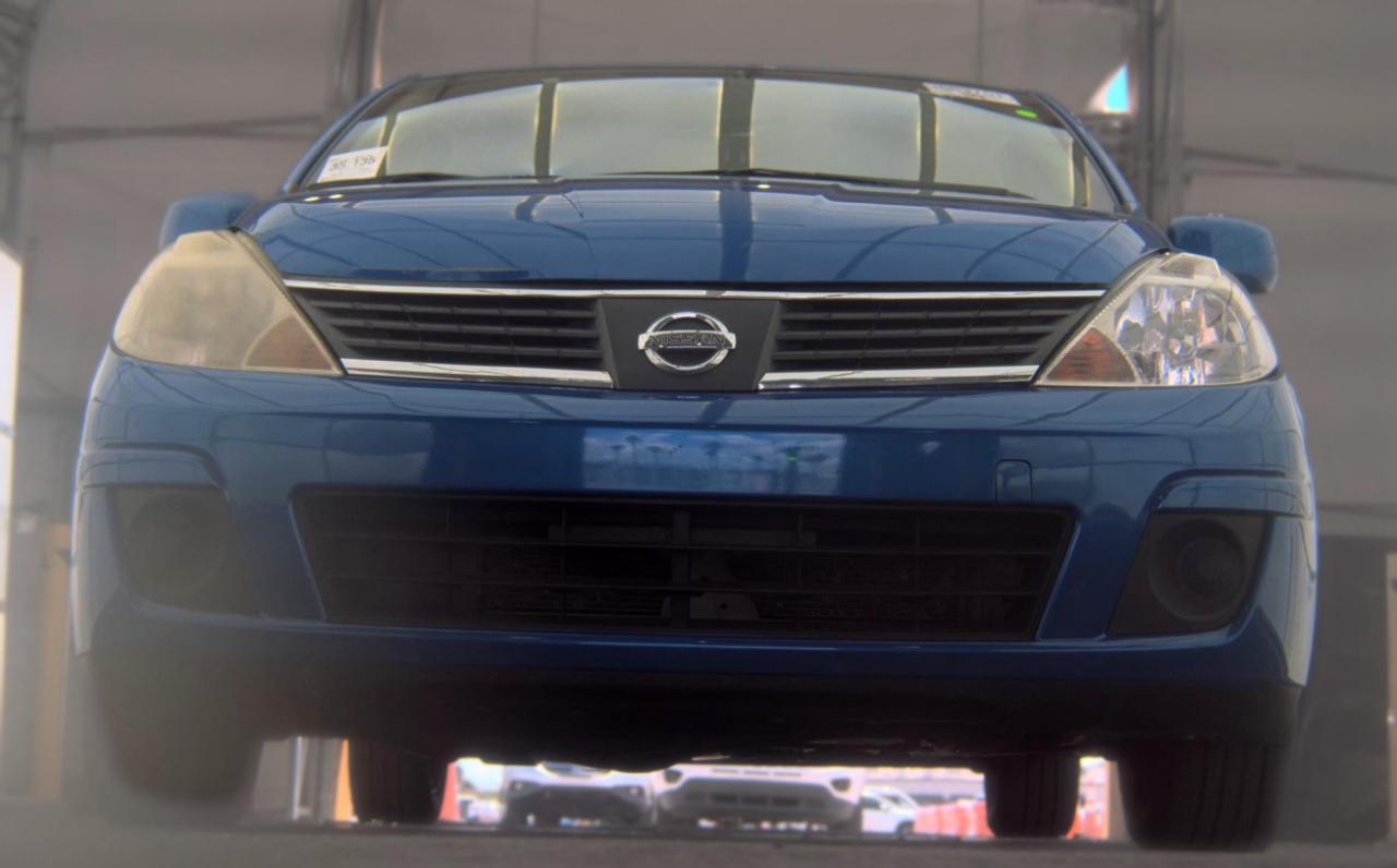 Nissan Versa  2009