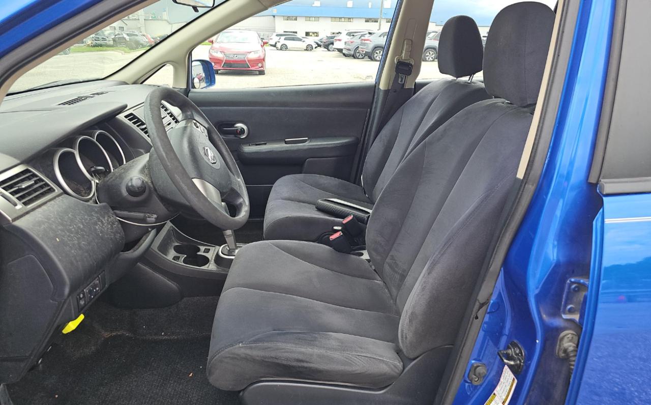 Nissan Versa  2009
