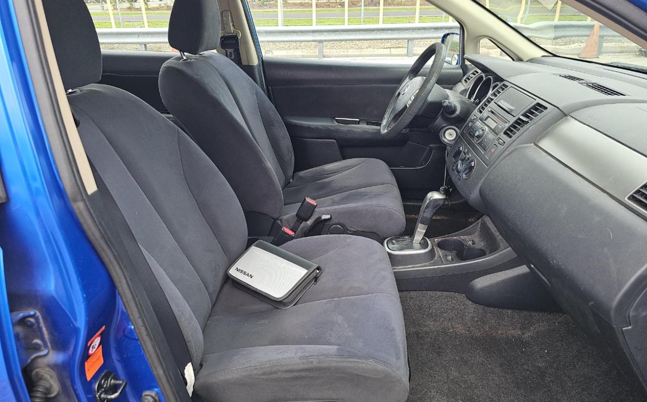 Nissan Versa  2009