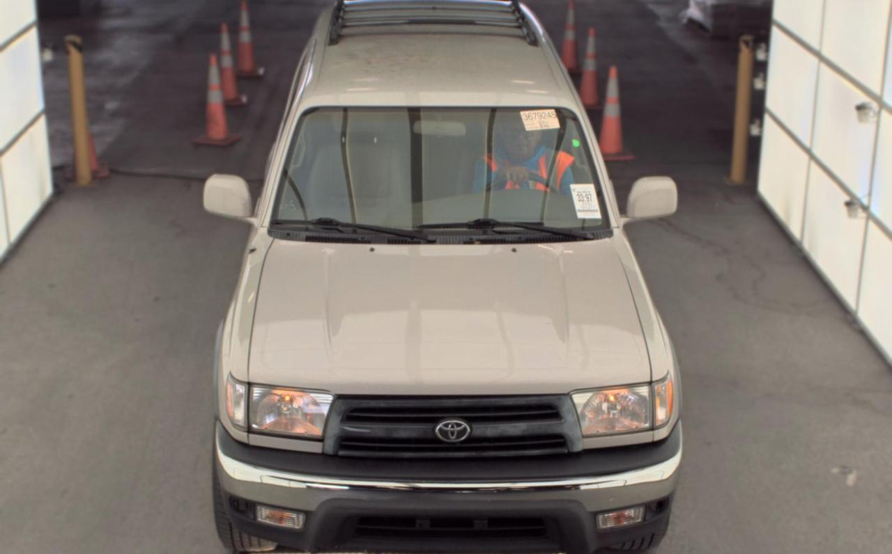 Toyota 4Runner  2000