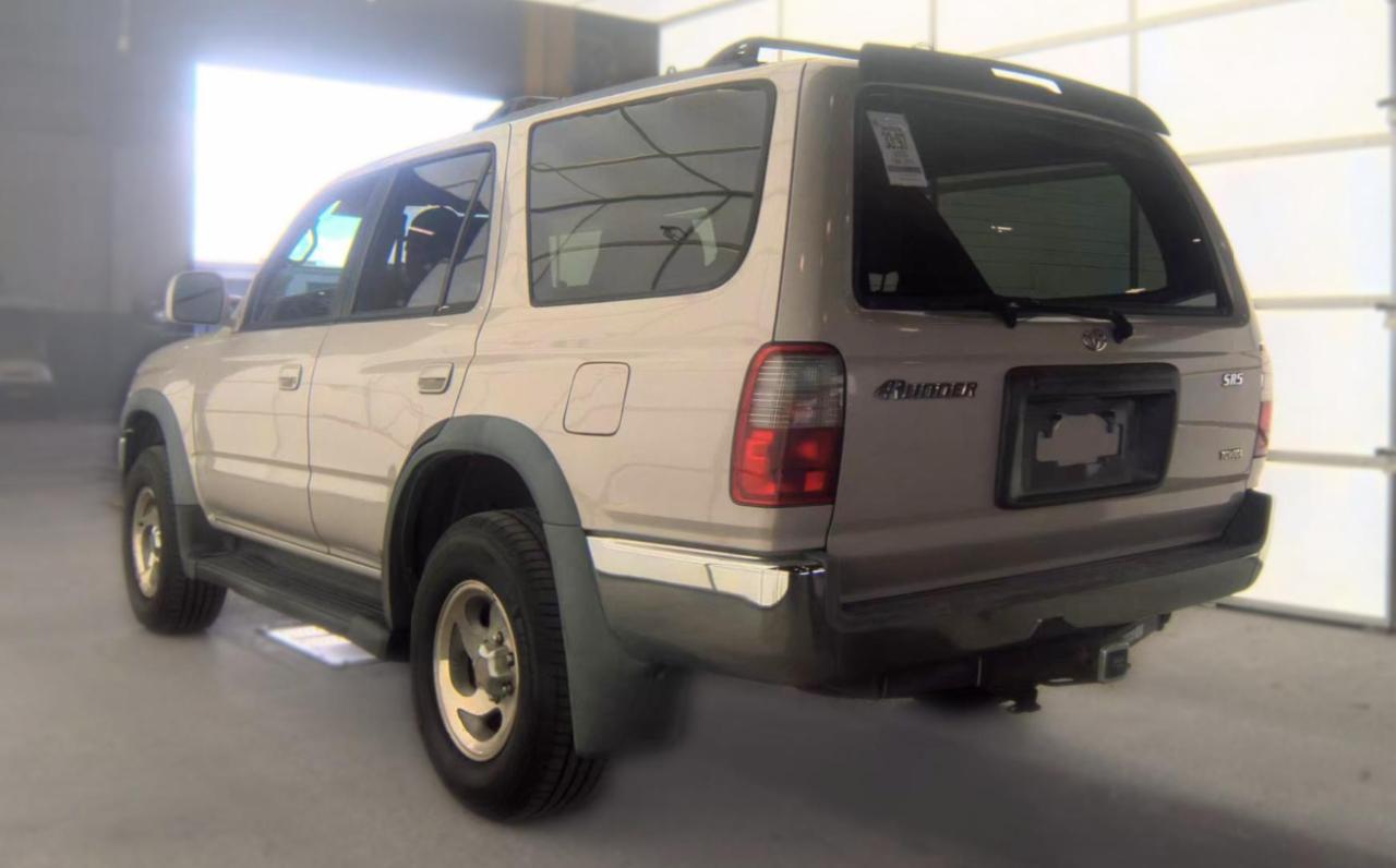 Toyota 4Runner  2000