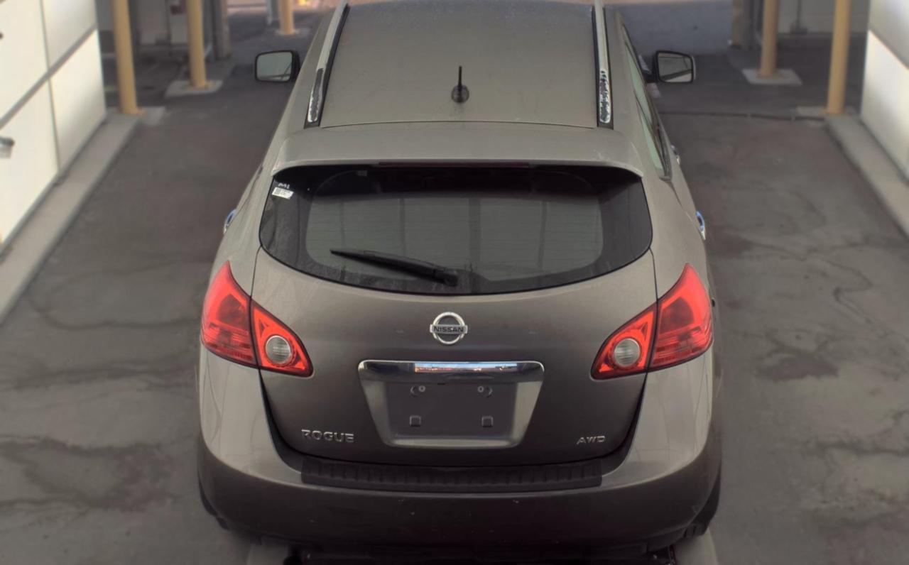 Nissan Rogue Select  2014